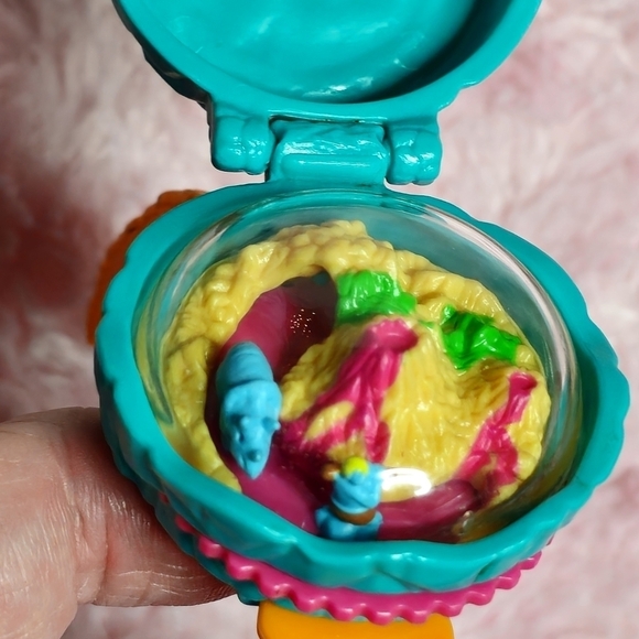 Vintage 1996 Pre Historic Style Wrist Band Wendy's Kids Meal Toy - Picture 5 of 6